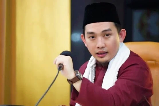 Ustadz Hilmi Firdausi