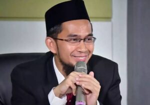 ustadz adi hidayat